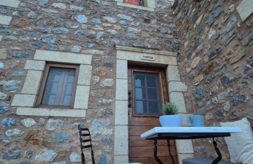 Monemvasia Apartment | Charming Stay with Stunning Views-NAMA – MonoLithos Inn