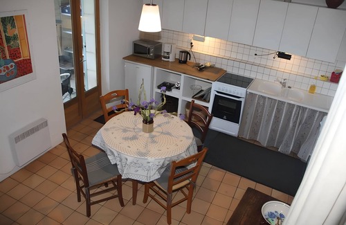 Boulbon House | Charming Stone House in Provence with Garden – Peaceful Location in Boulbon