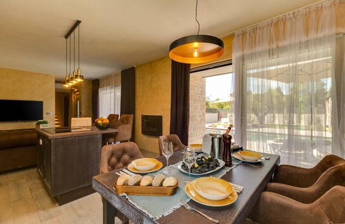 Nova Vas Villa | Charming stone villa with jacuzzi, sauna, and private pool in Porec.