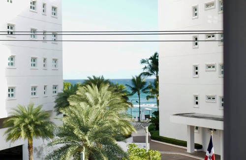 Juan Dolio Apartment | Charming studio in enchanting Playa Juan Dolio with AC, WiFi-1Br-1Bds-3Px