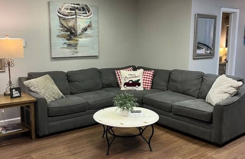 Lexington Apartment | Charming Studio Apartment