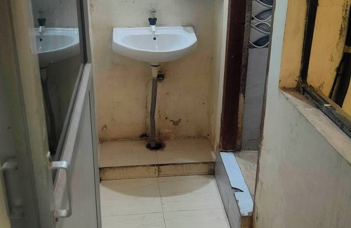 Raipur Apartment | Charming studio in Raipur with WiFi, AC, with chhattisgarhi traditional food