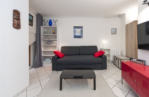 Les Halles Apartment | Charming studio in the Halles, near the Louvre, insurance included
