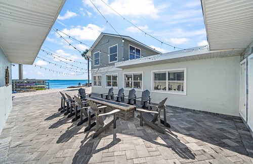 Orlando Beach Condo | Charming Studio Suite- Steps from Private Beach Access, Fire Pit, & BBQ Grills 🌴