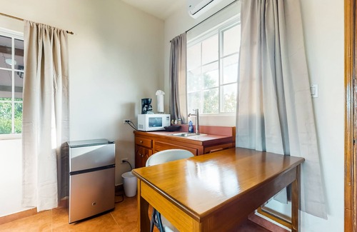 Hopkins Apartment | Charming studio w/ocean view, deck, partial AC & WiFi - short walk to the beach