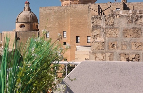 Rabat Apartment | Charming studio with AC and WiFi in enchanting Rabat - Studio No. 3