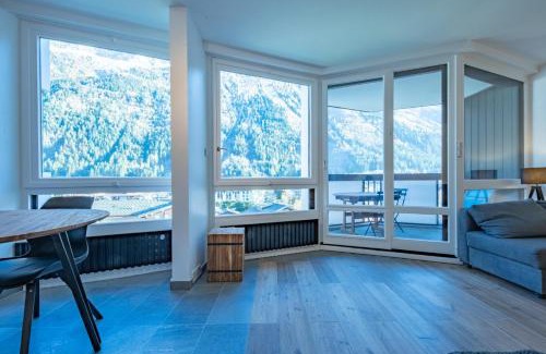 Chamonix City Centre Apartment | Charming Studio With Balcony And View In Chamonix
