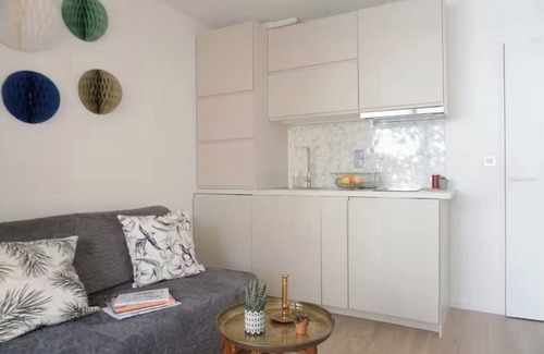 Bercy Apartment | Charming studio with loggia