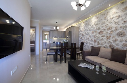 Tsoukaladhes House | Charming suite Iro just few minutes from Kathisma & Mylos Beach