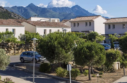 Belgodere House | Charming summer-decorated holiday home in Northern Corsica