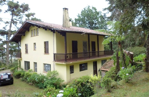 Campos do Jordao House | CHARMING SWISS HOUSE!