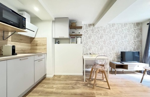 Riom Apartment | Charming T1 New in Riom in the Heart of the City!