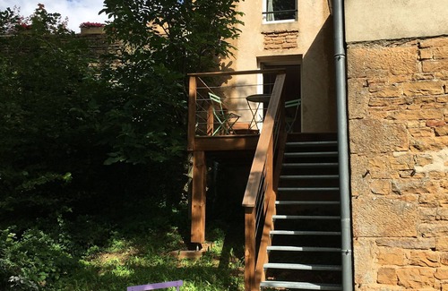 Charnay-les-Macon Apartment | Charming T2 duplex amidst vineyards Pets welcome