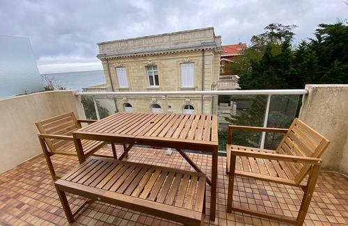 Arcachon Apartment | Charming T2 in Arcachon, direct beach access, private parking