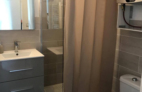 Carnon-Plage Condo | Charming T2 with unobstructed view of the pond and sunset