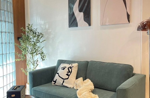 Samphanthawong House | Charming 3-bedroom house with AC, WiFi in marvelous Bangkok
