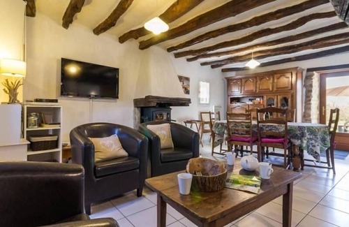 Herbignac Cottage | Charming Thatched Cottage in Brière Park, Cozy Fireplace, WiFi, Garden, Close to Guérande
