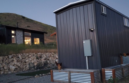 Preston House | Charming Tiny Home in Pleasant Preston with AC, WiFi