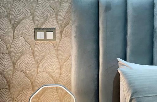 RACINE EXTENSION Apartment | Charming Top Floor Bourgogne - By AppartAli