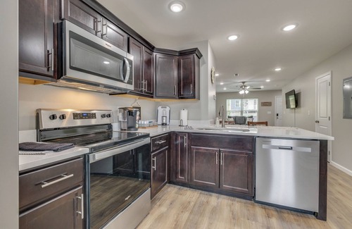 Bristol House | Charming Townhome near Hard Rock Casino! 2 Br 2.5BA, New Construction and modern