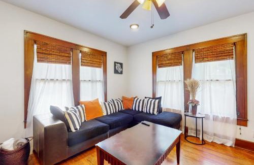 Travis Heights House | Charming Travis Heights Home