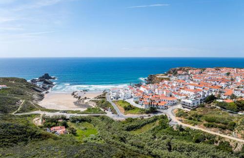 Zambujeira do Mar Apartment | Charming Two-Bedroom Apartment in Zambujeira do Mar by Golden Zenith