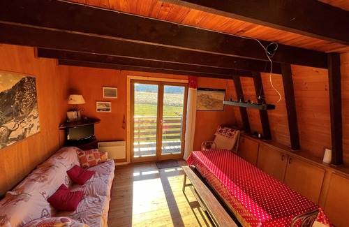 Lans-en-Vercors Ski Chalet | Charming unique chalet with garage and balcony, perfect for families
