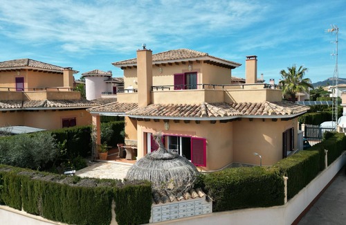 Cala Murada House | Charming vacation home for 4 people/Wifi/BBQ/large pool area