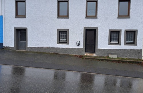 Stadtkyll House | Charming vacation home Emmi, in the beautiful Eifel in Stadtkyll.