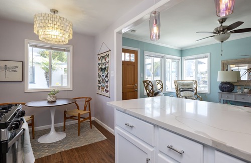Pierpont Bay Cottage | Charming Ventura Beach Bungalow on Prime Beach Lane in Pierpont by the Sea
