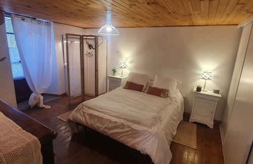 Saint-Jean-du-Bruel House | charming village house in the heart of the village