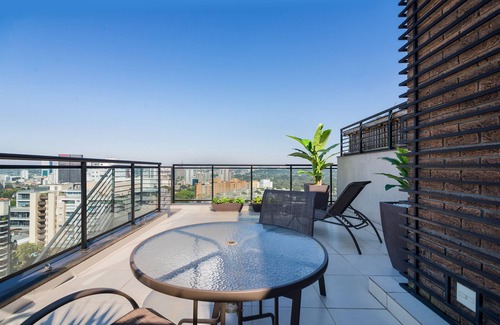 Vila Madalena Apartment | CHARMING VILA MADALENA COVERAGE