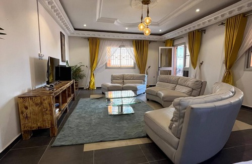 Yaounde Villa | Charming Villa at Eva Garden - Havre de Paix 10 min from Yaoundé Airport