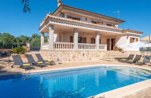 Portocolom Villa | Charming Villa Can Albons in Porto Colom for 8 people