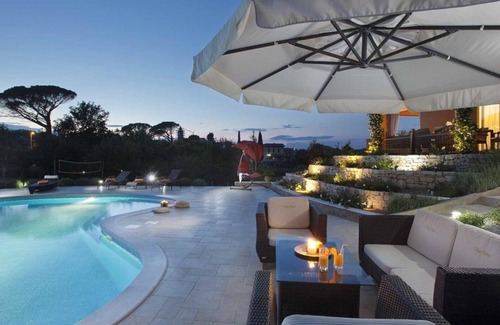 Karojba Villa | Charming Villa Diora with a swimming pool and wellness area