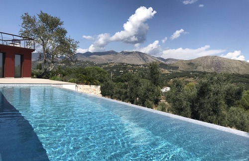 Itri Villa | Charming villa pool near sea to couple with stay in Italy