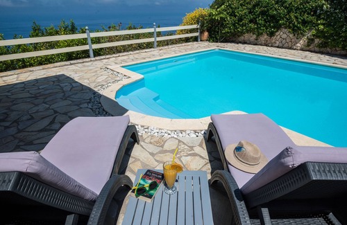 Evgiros Villa | Charming villa, private pool, stunning seaviews/sunsets, walk to village-Melina