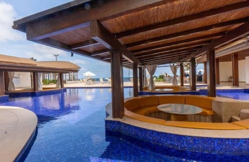 Colon Villa | Charming Villa with Jacuzzi & Lagoon Access at Playa Escondida Resort