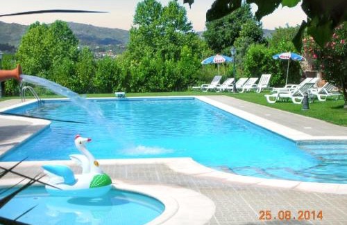 Pedraca Villa | Charming villa with mountain view in Pedraça, pool