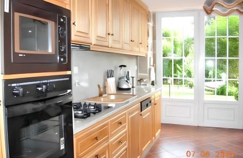 Pedraca Villa | Charming villa with mountain view in Pedraça, pool