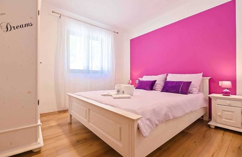 Krbune Villa | Charming villa with outdoor pool in Krbune