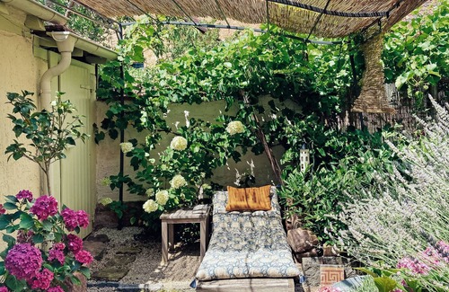 Burrweiler House | Charming village house on the Palatinate Southern Wine Route, in a quiet location