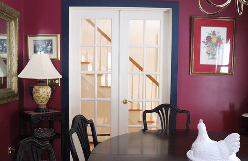 Manchester Center House | Charming VT home, Hot tub, pool, Fall, Winter and long term discounts, just ask!