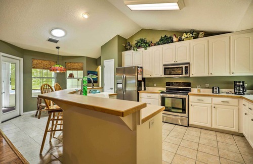 Earleton House | Charming Waldo Getaway Near Lake Santa Fe!