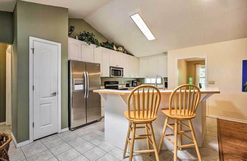 Earleton House | Charming Waldo Getaway Near Lake Santa Fe!