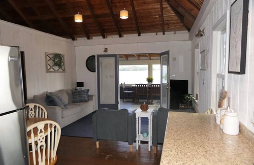 St. Albans Cottage | Charming water-front cottage & guest house comfortably sleeps 8 with WiFi, AC