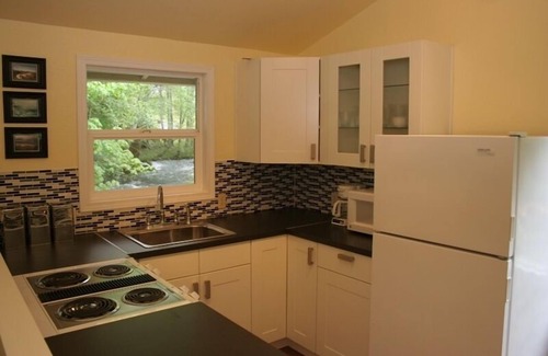 Port Angeles East Cabin | Charming Waterfront Cabin Near Olympic National Park