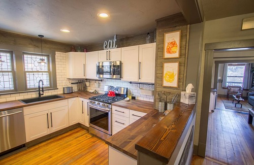 West Colorado Springs House | Charming Westside Bungalow