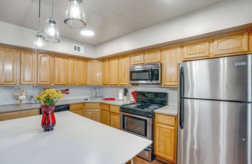 Willow Grove House | Charming Willow Grove Home w/Patio + Fire Pit!