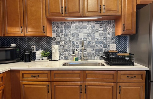 Cypress Gardens House | Charming Winter Haven Home. 2 Miles to Legoland with nightly firework show!